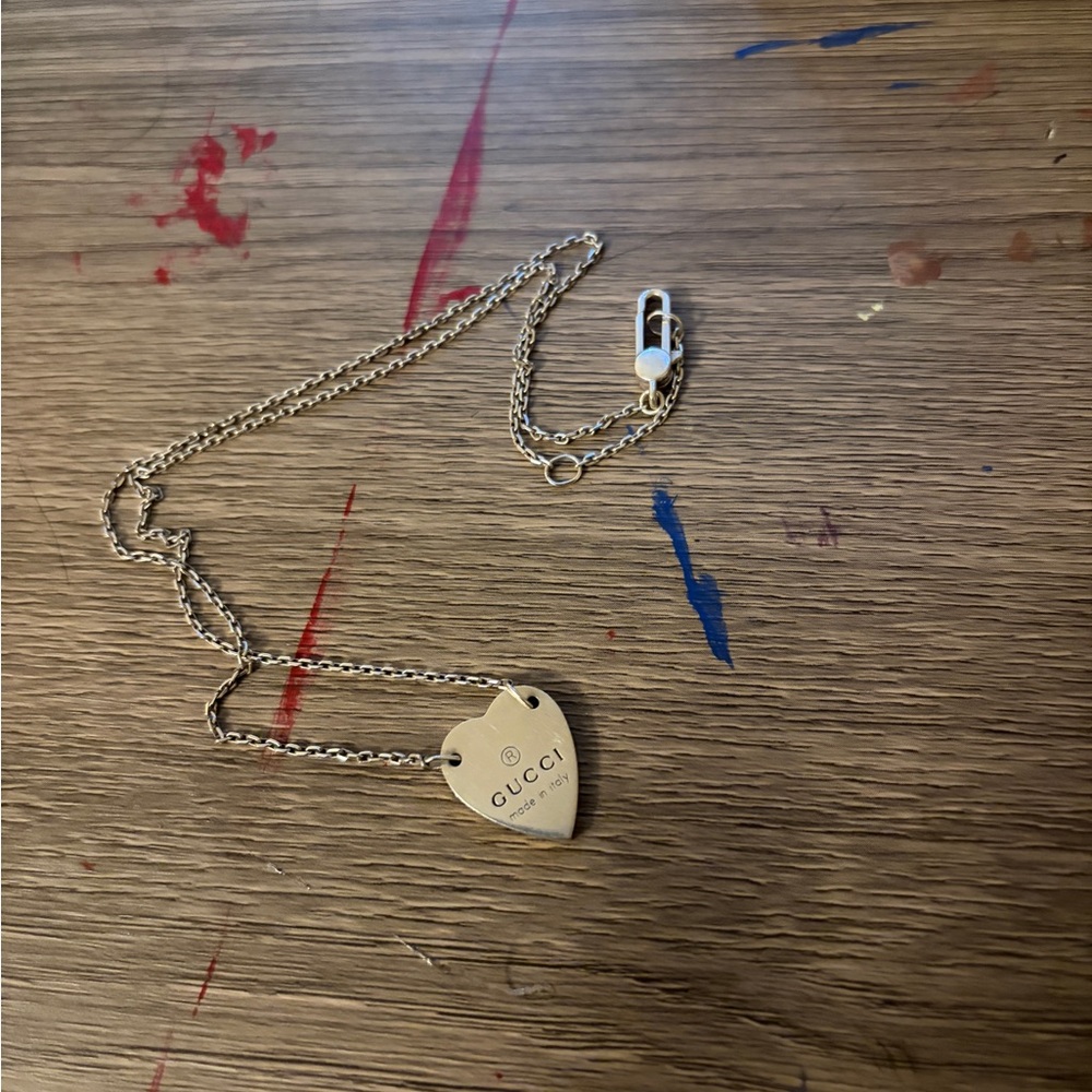 Gucci trademark heart sterling silver necklace AUTHENTIC